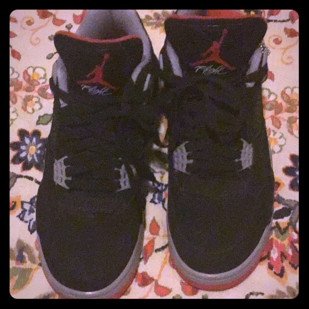 Air Jordan Bred 4s